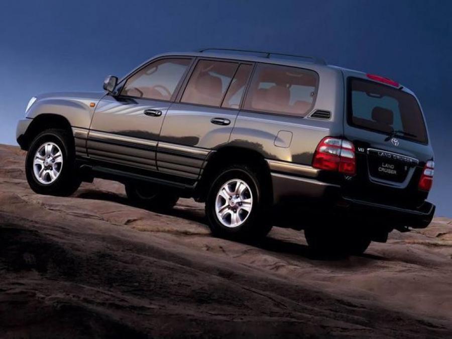  Toyota Land Cruiser 100 VX 2002 года  (CN) (фото 3 из 3)